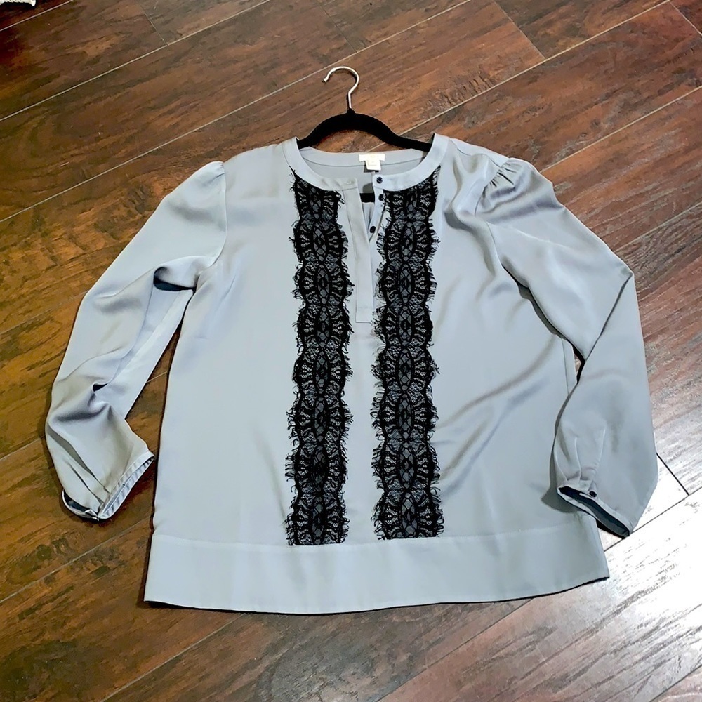 J. Crew Gray Blouse with Black Lace, sz Medium - Picture 6 of 16
